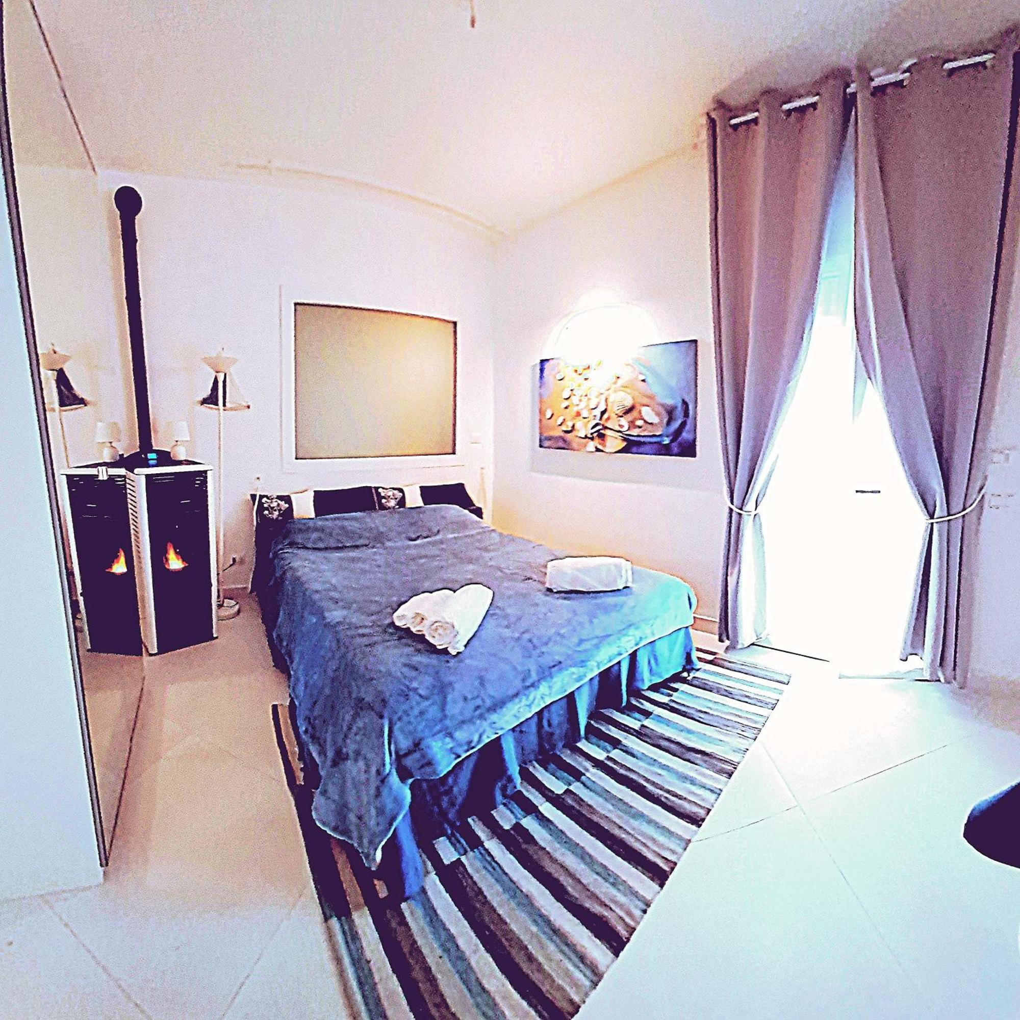 Blue Life, Sea-Luxury Rooms On The Beach Between Palermo And Cefalu' Casteldaccia Bagian luar foto